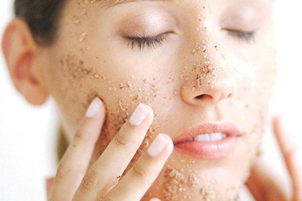 Tại Sao Bạn Phải Tẩy Da Chết?