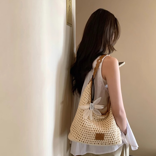 Túi Xách Lưới Vải Quai Da Phối Charm Hoa