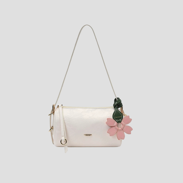 Túi Xách Nữ Dáng Trống Phối Charm Hoa