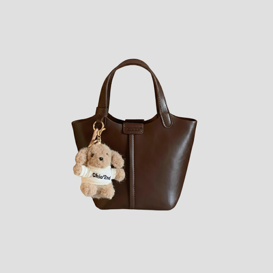 Túi Xách Nữ Kiểu Xô Trơn Phối Charm Gấu